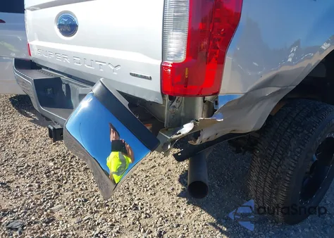 2017 Ford F-250 Xlt from USA, damaged, VIN 1FT7W2B66HEE98388